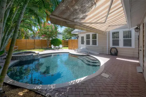 3001 W San Jose Street Tampa FL 33629