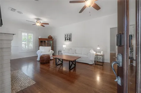 3001 W San Jose Street Tampa FL 33629