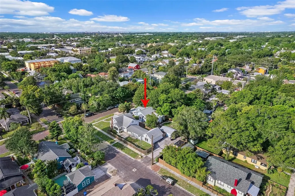2111 Burlington Avenue N St Petersburg FL 33713
