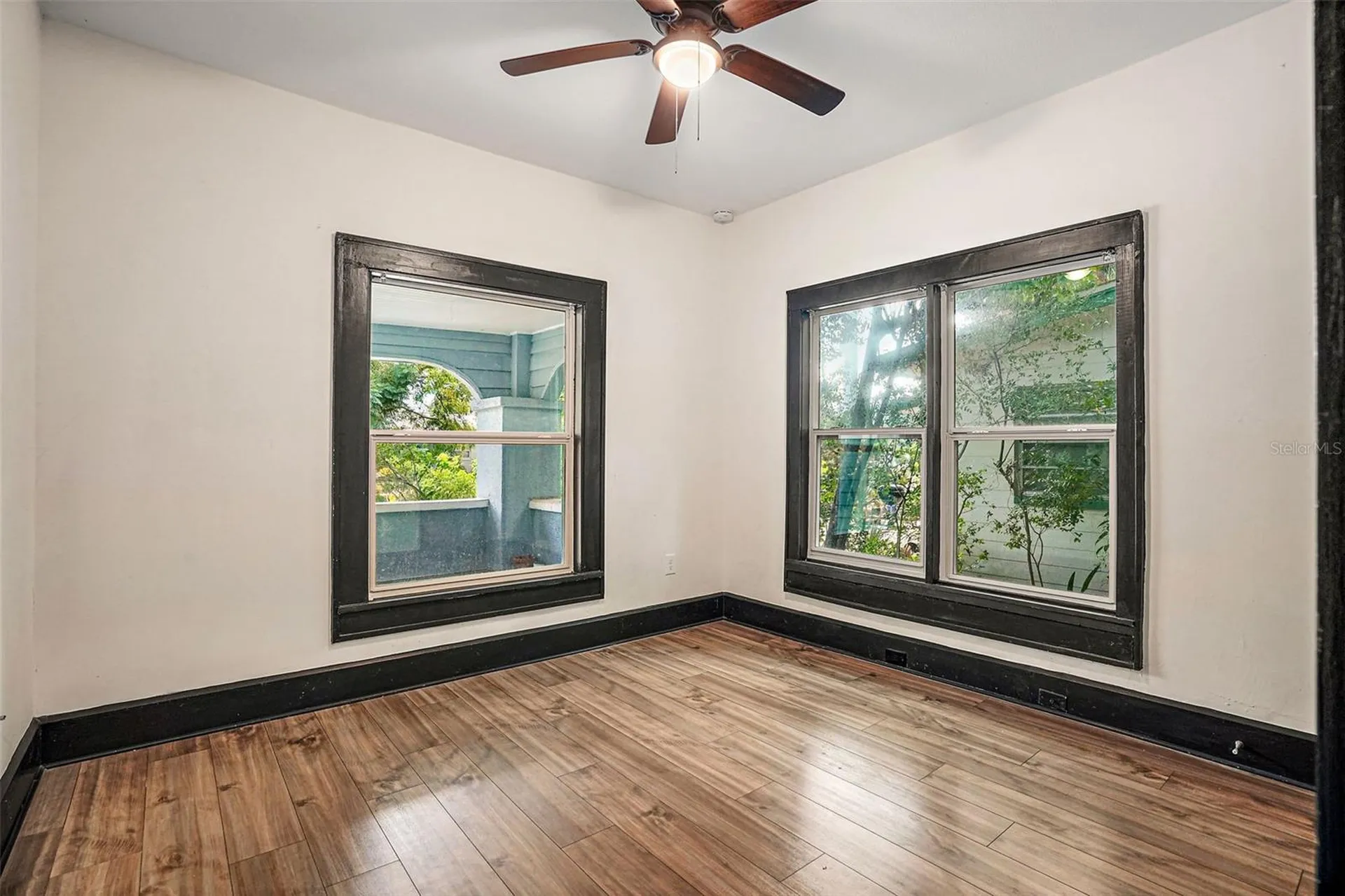 2111 Burlington Avenue N St Petersburg FL 33713