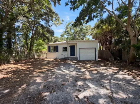 2235 45th Avenue N St Petersburg FL 33714