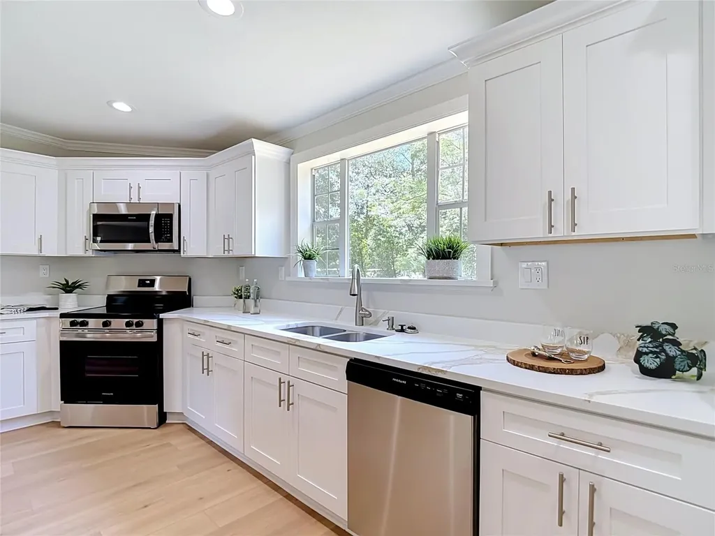 41310 Merrick Road Zephyrhills FL 33540