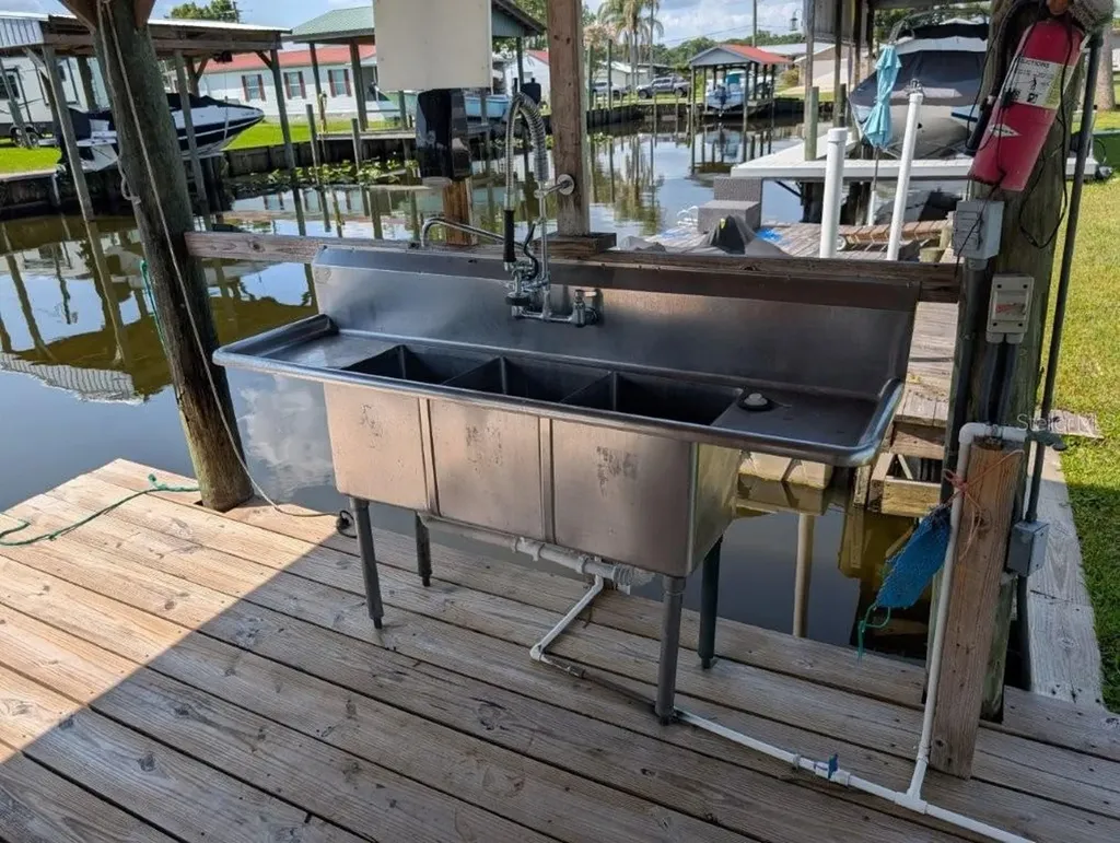 154 Moonlite Drive Welaka FL 32193
