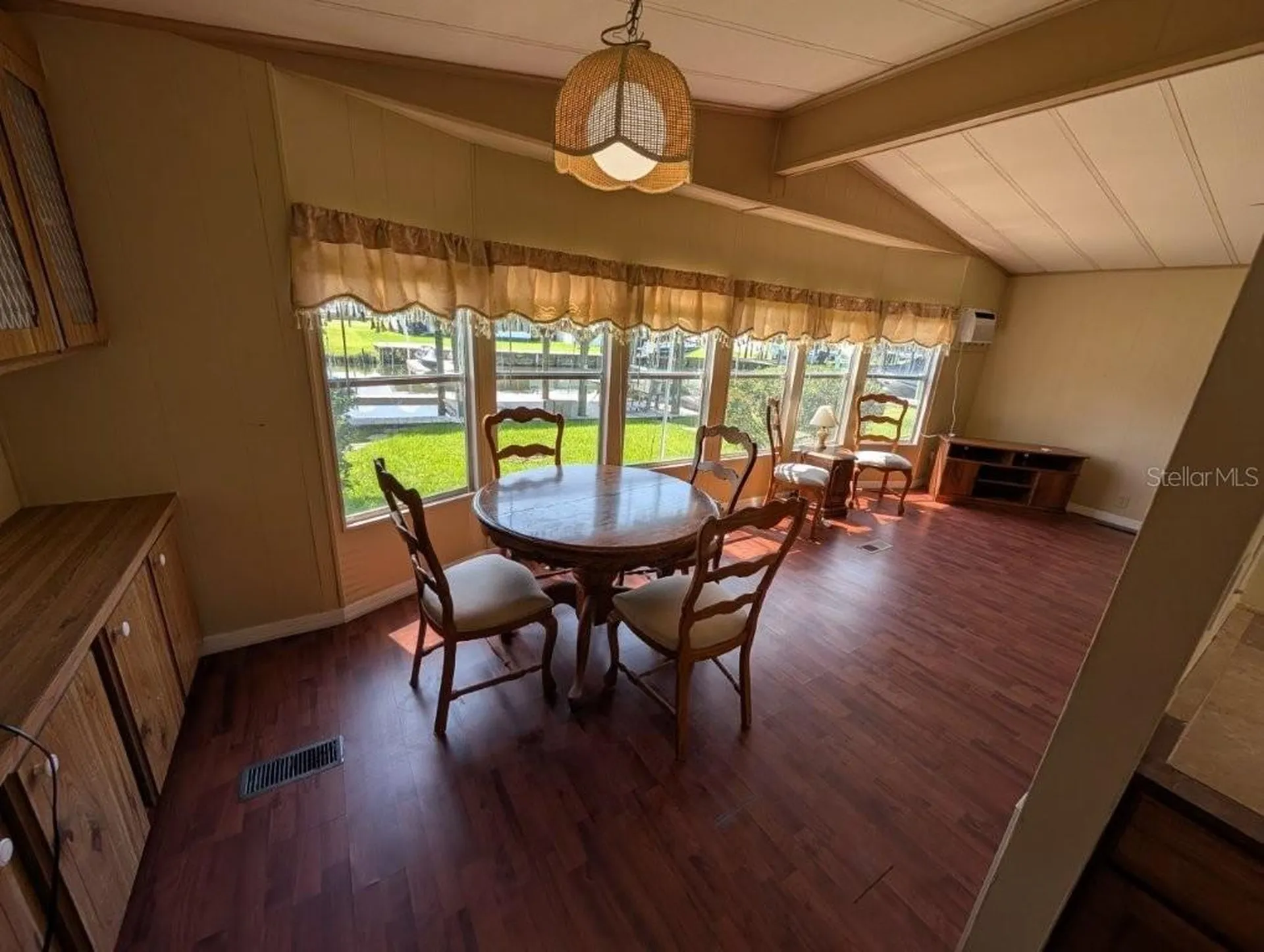 154 Moonlite Drive Welaka FL 32193