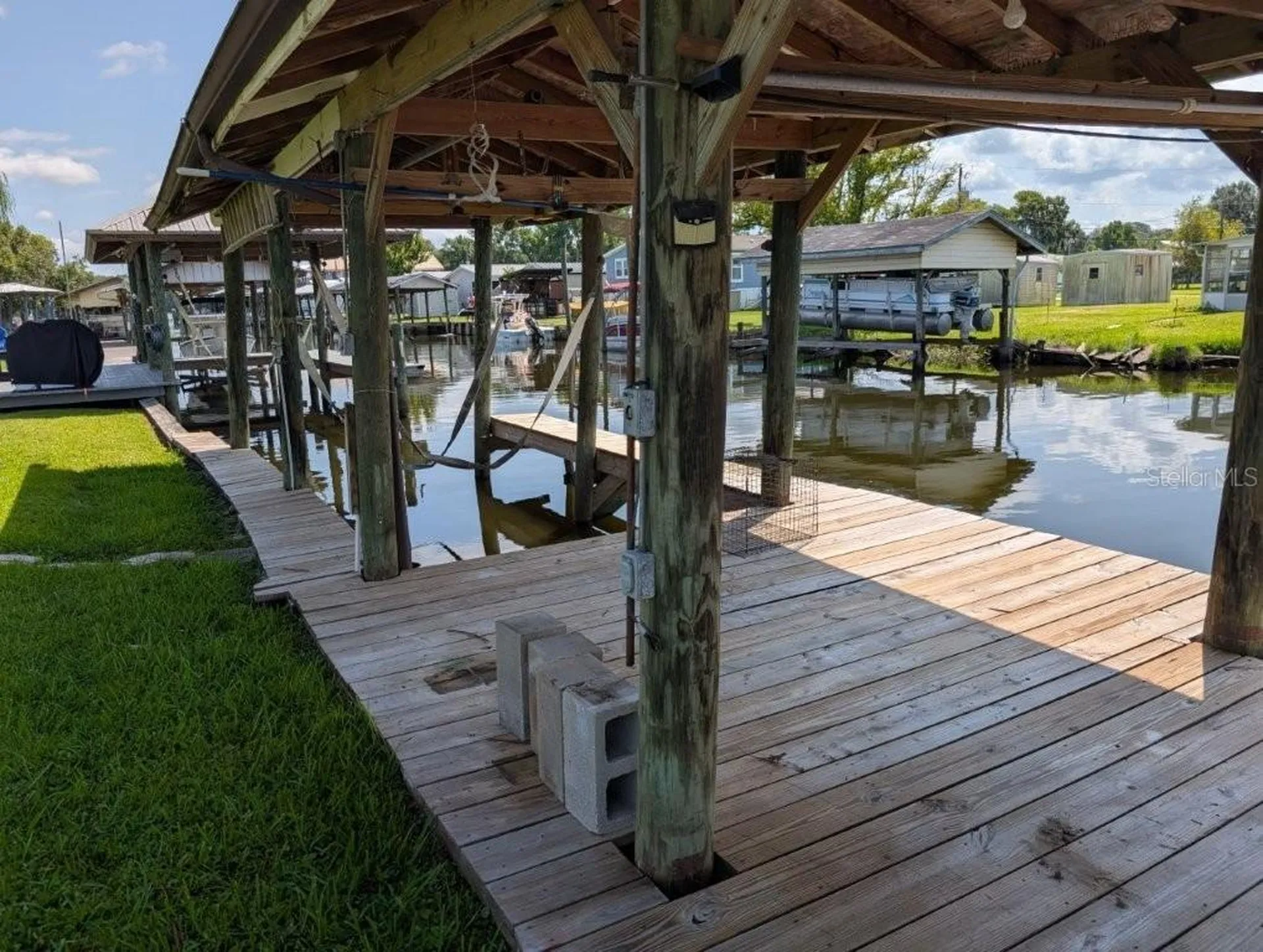 154 Moonlite Drive Welaka FL 32193