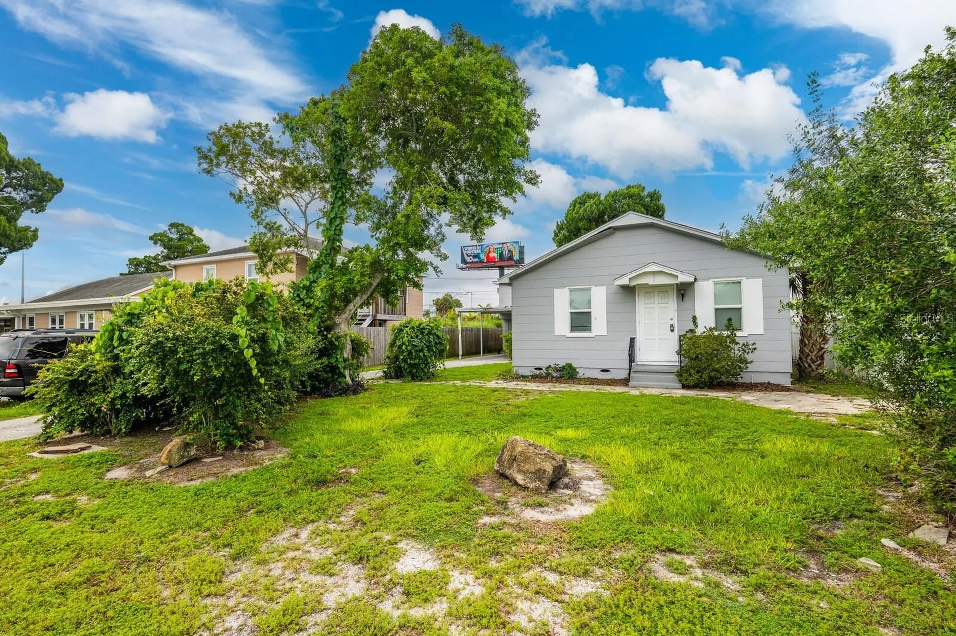 2412 51st Avenue N St Petersburg FL 33714