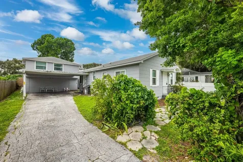 2412 51st Avenue N St Petersburg FL 33714
