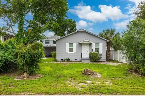 2412 51st Avenue N St Petersburg FL 33714