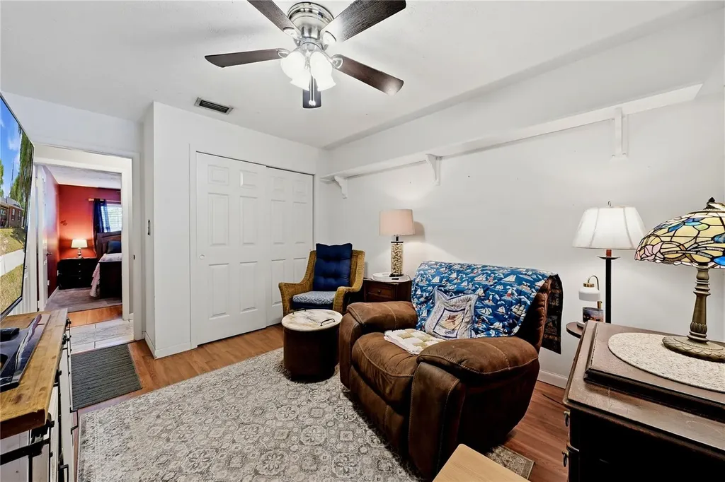 3801 Upland Place Valrico FL 33594