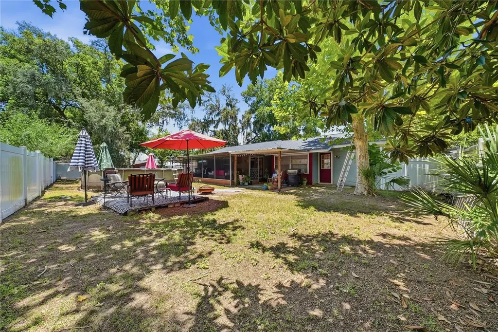3801 Upland Place Valrico FL 33594
