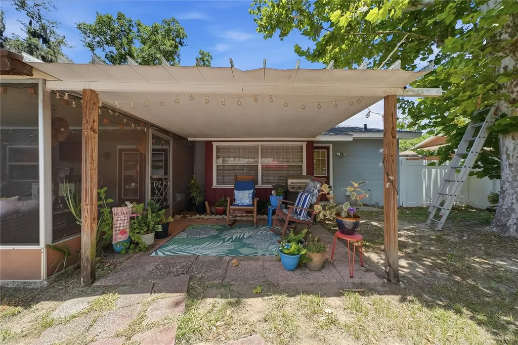 3801 Upland Place Valrico FL 33594