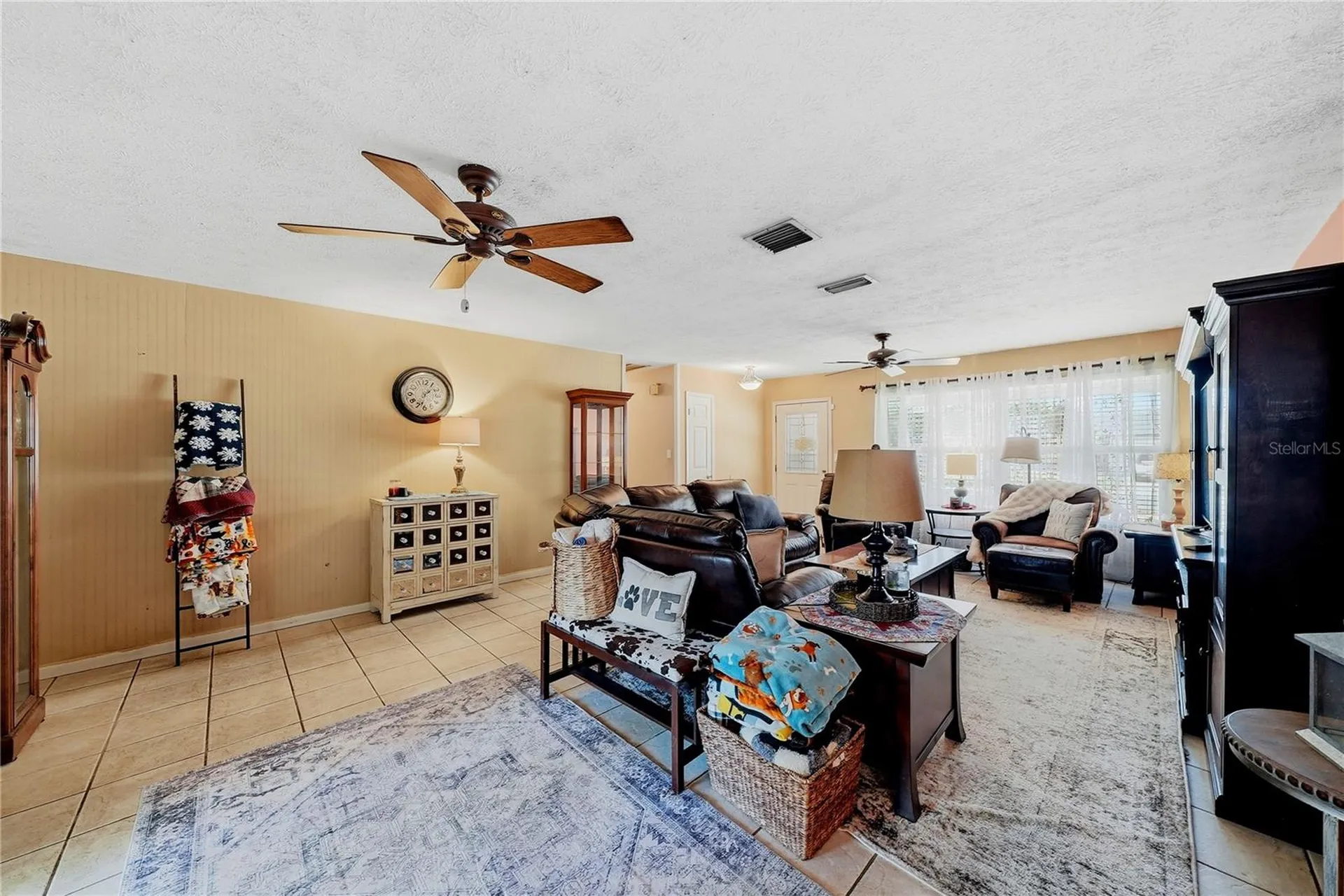 3801 Upland Place Valrico FL 33594