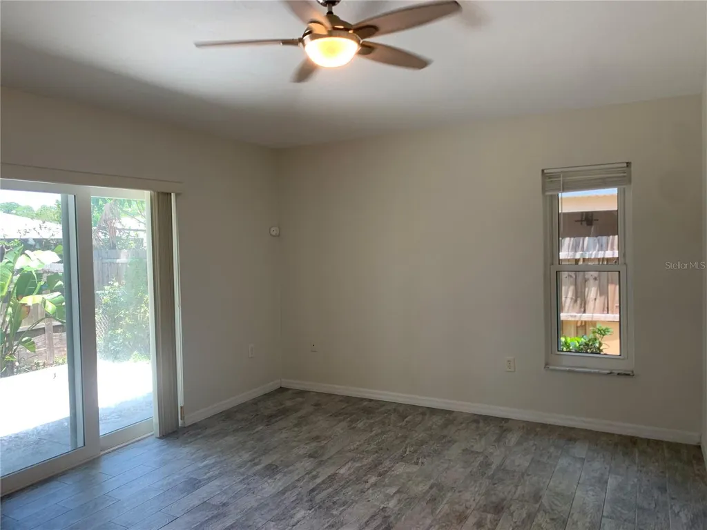1875 Vamo Drive Sarasota FL 34231