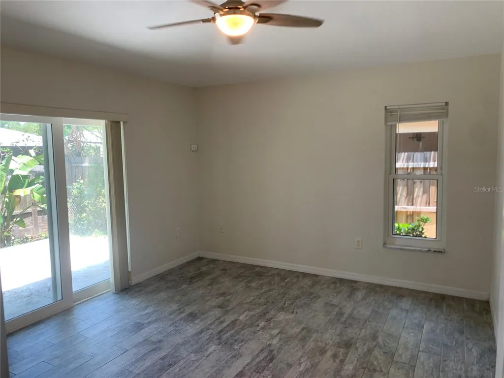 1875 Vamo Drive Sarasota FL 34231