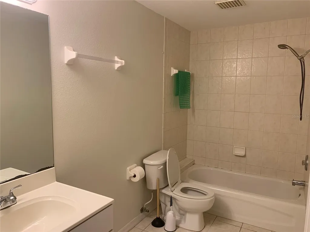 1875 Vamo Drive Sarasota FL 34231