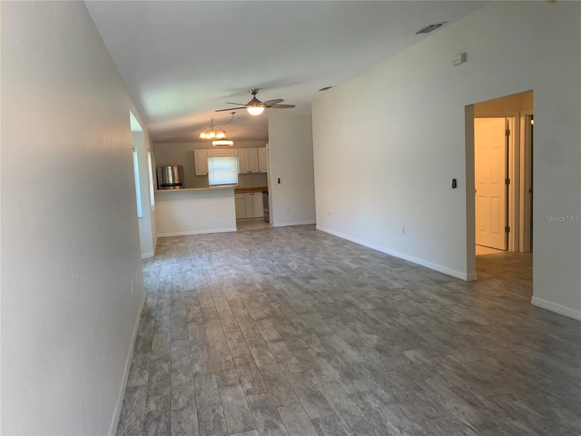 1875 Vamo Drive Sarasota FL 34231