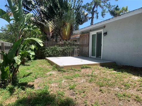 1875 Vamo Drive Sarasota FL 34231