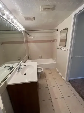 1972 Lake Atriums Circle Orlando FL 32839