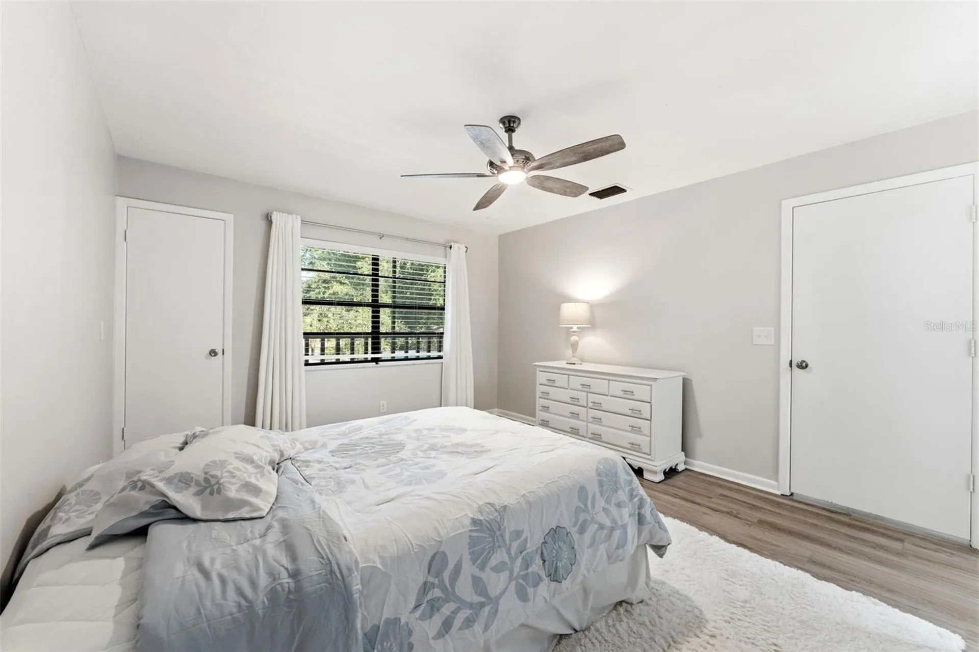101 Lake Avenue NE Largo FL 33771