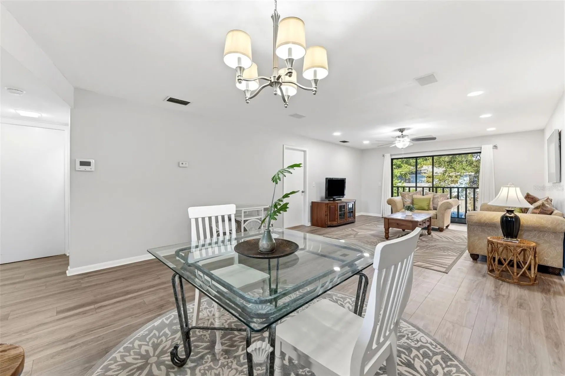 101 Lake Avenue NE Largo FL 33771