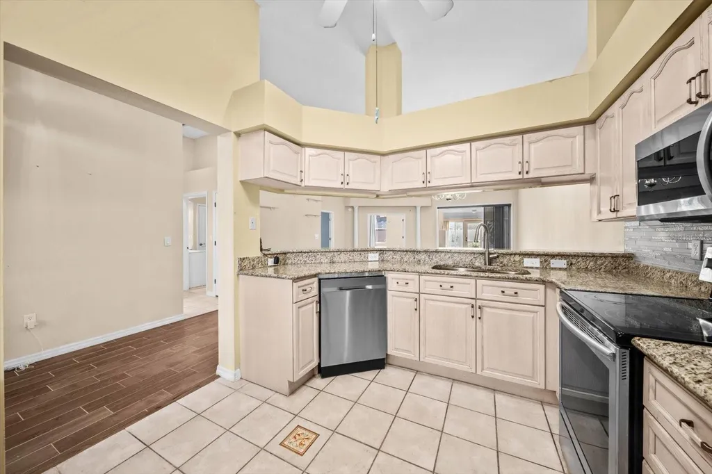 2788 Country Way Clearwater FL 33763