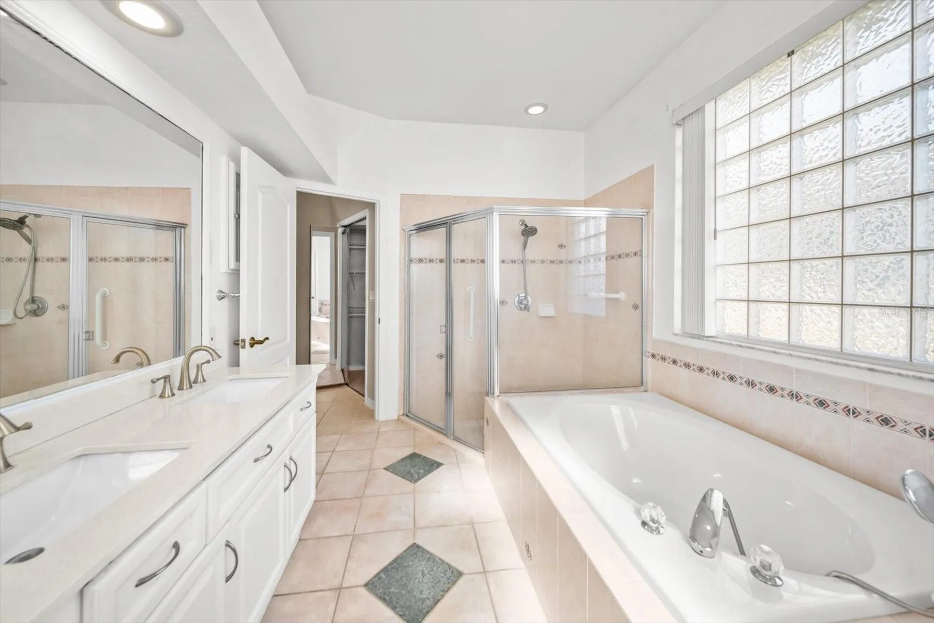 2788 Country Way Clearwater FL 33763