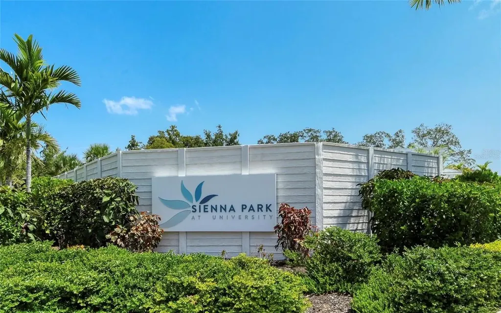 4020 Via Sienna Circle Sarasota FL 34243