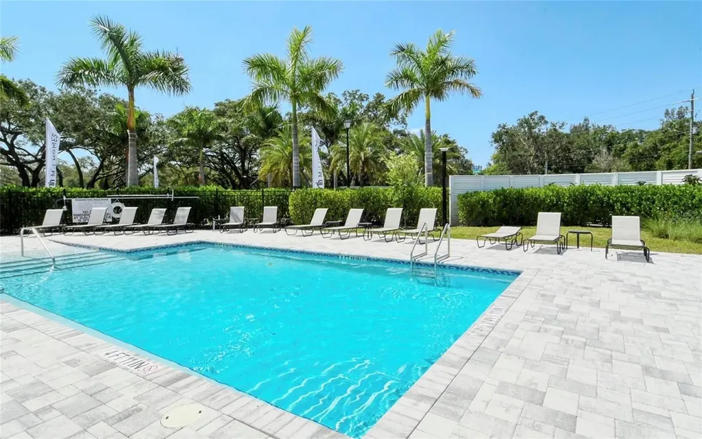 4020 Via Sienna Circle Sarasota FL 34243
