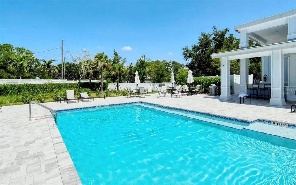 4020 Via Sienna Circle Sarasota FL 34243