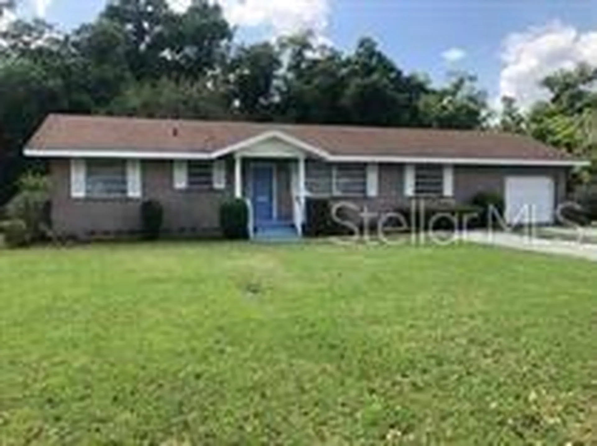420 N Fairview Avenue Deland FL 32724