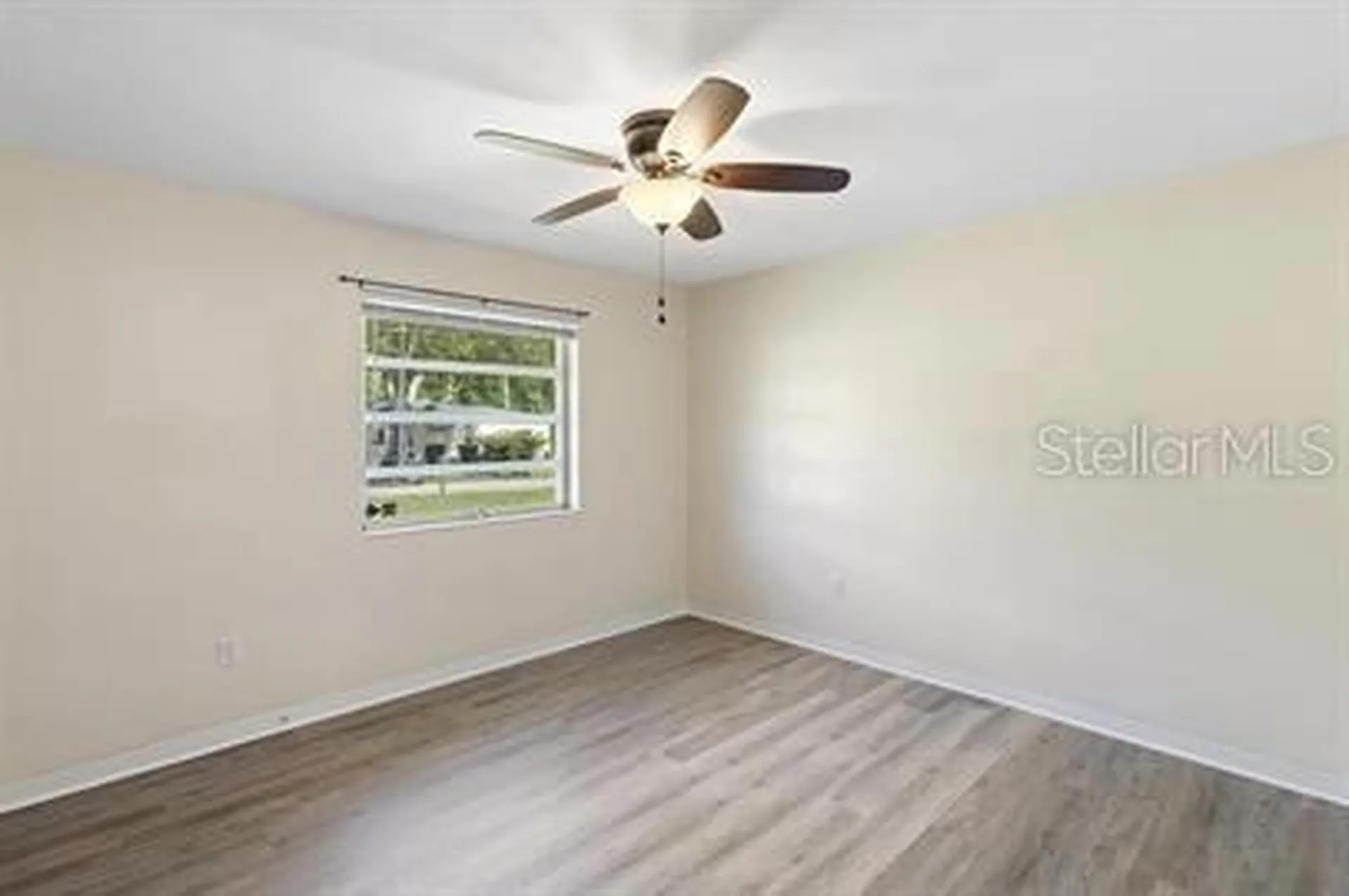 420 N Fairview Avenue Deland FL 32724