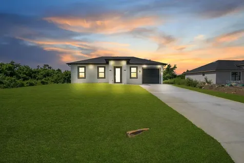 2609 21st Street SW Lehigh Acres FL 33976