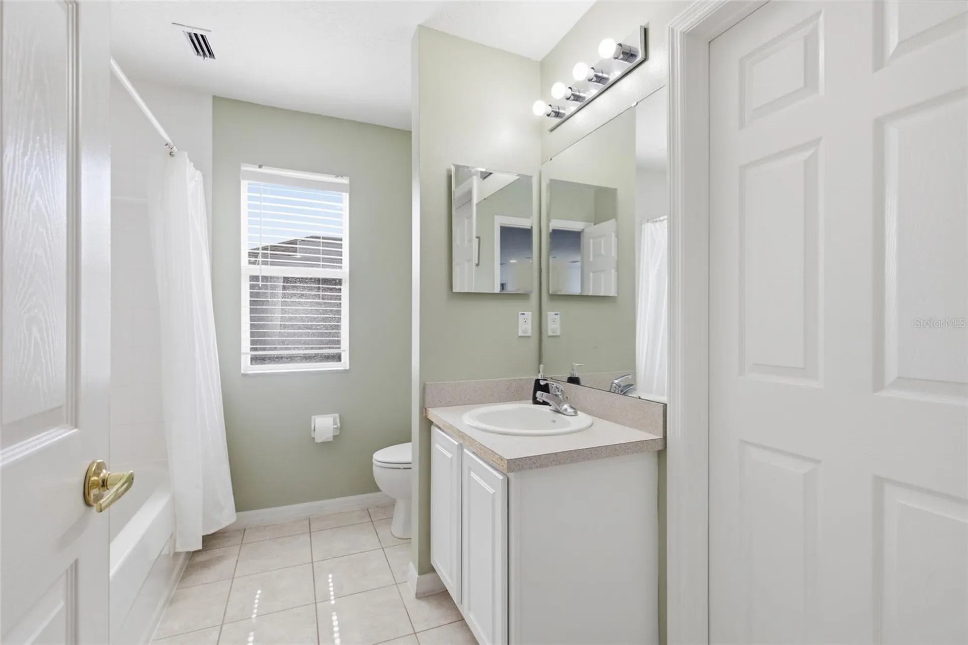 526 Pineloch Drive Haines City FL 33844