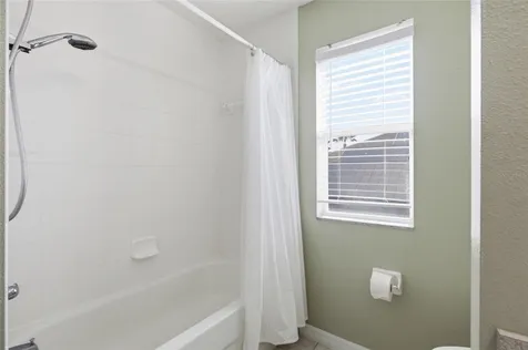 526 Pineloch Drive Haines City FL 33844
