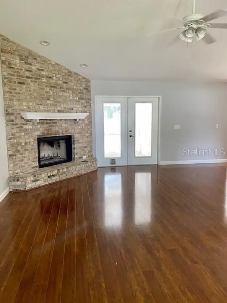 1258 NE 51st Loop Ocala FL 34479