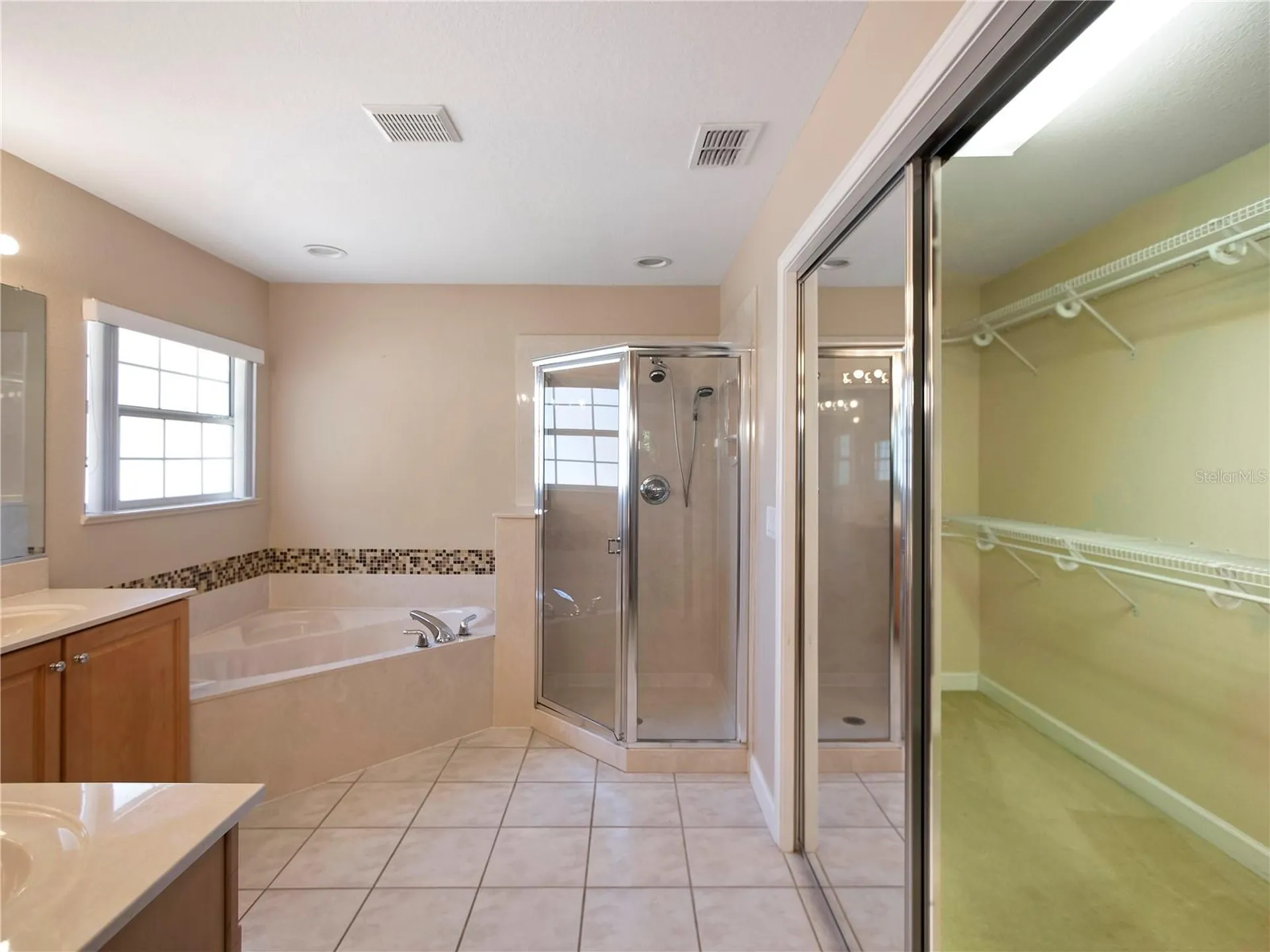 1258 NE 51st Loop Ocala FL 34479