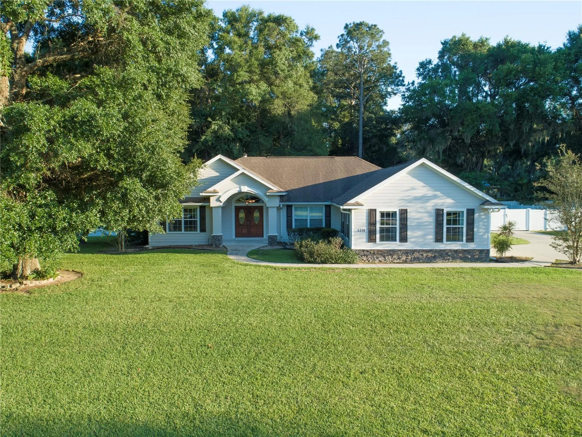 1258 NE 51st Loop Ocala FL 34479
