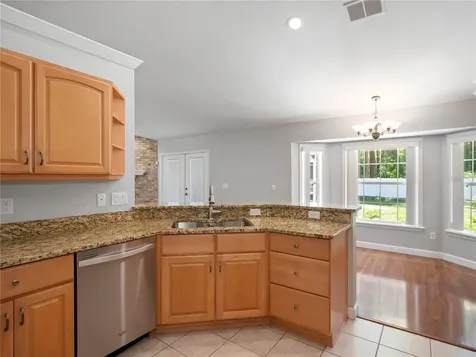 1258 NE 51st Loop Ocala FL 34479