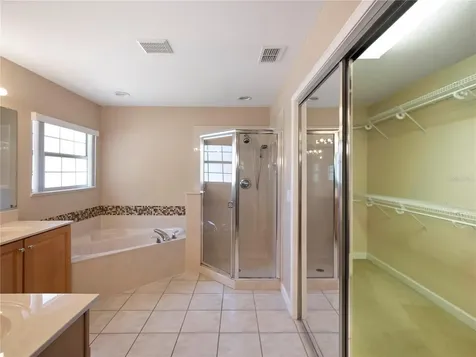 1258 NE 51st Loop Ocala FL 34479