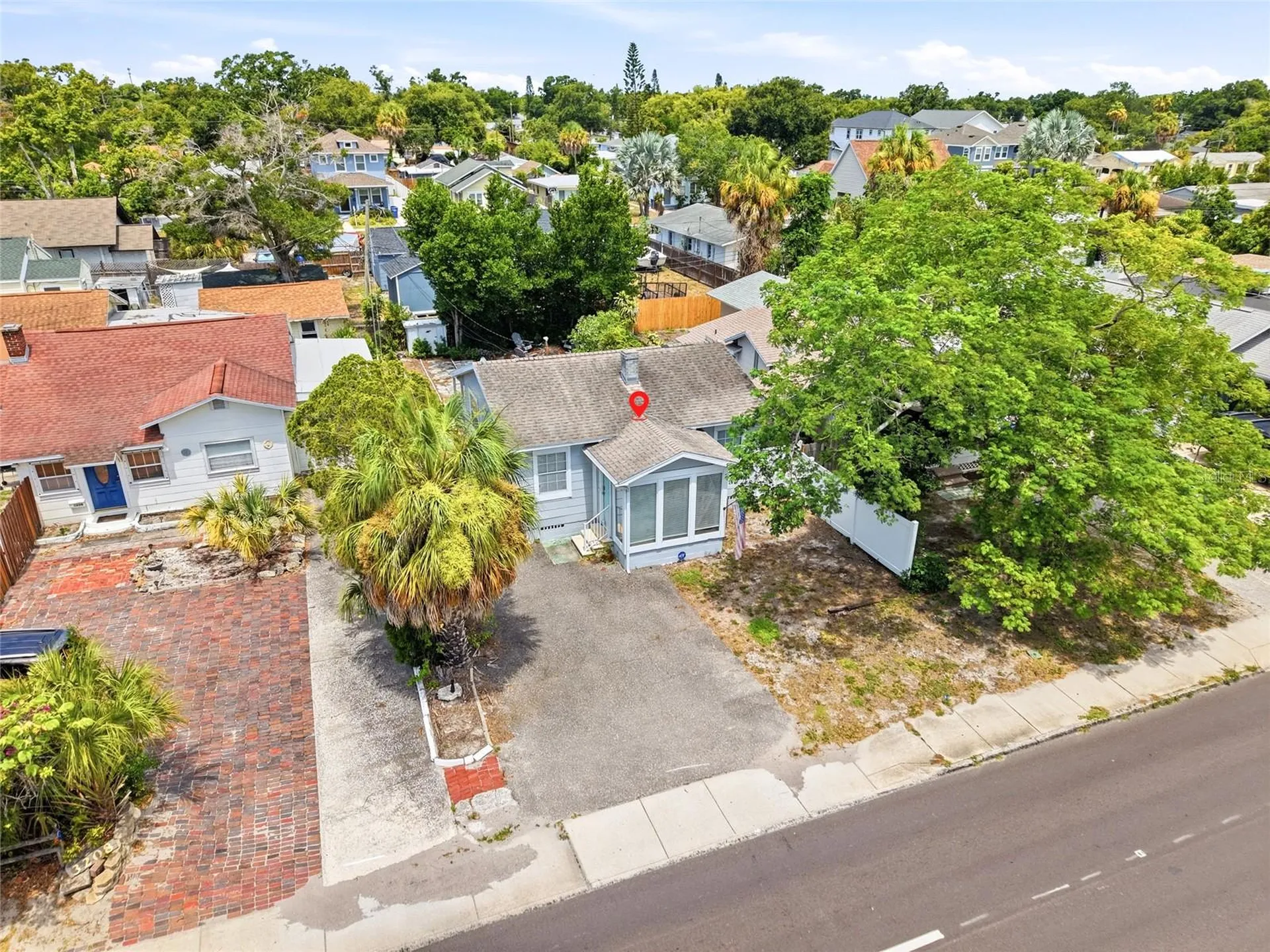 3220 16th Street N St Petersburg FL 33704