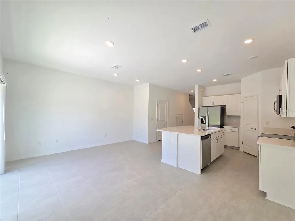 2073 Hallier Cove Wesley Chapel FL 33543