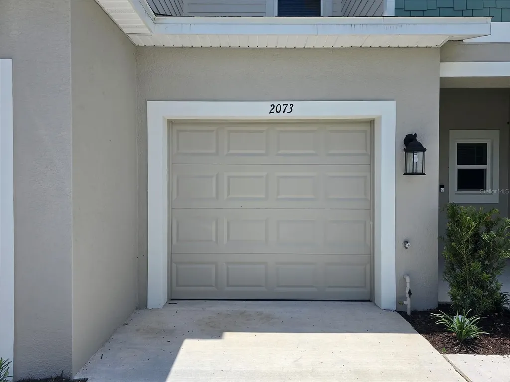 2073 Hallier Cove Wesley Chapel FL 33543