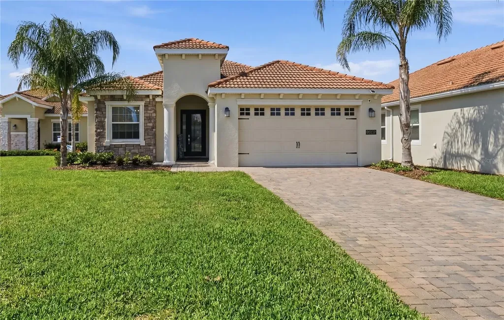 8954 Fluffy Lie Court Davenport FL 33896