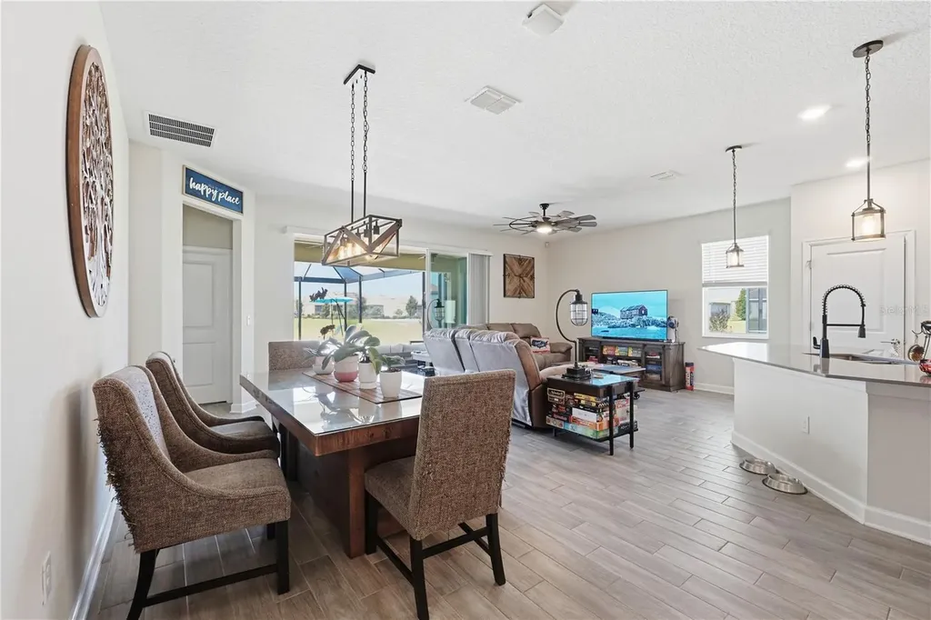 8954 Fluffy Lie Court Davenport FL 33896