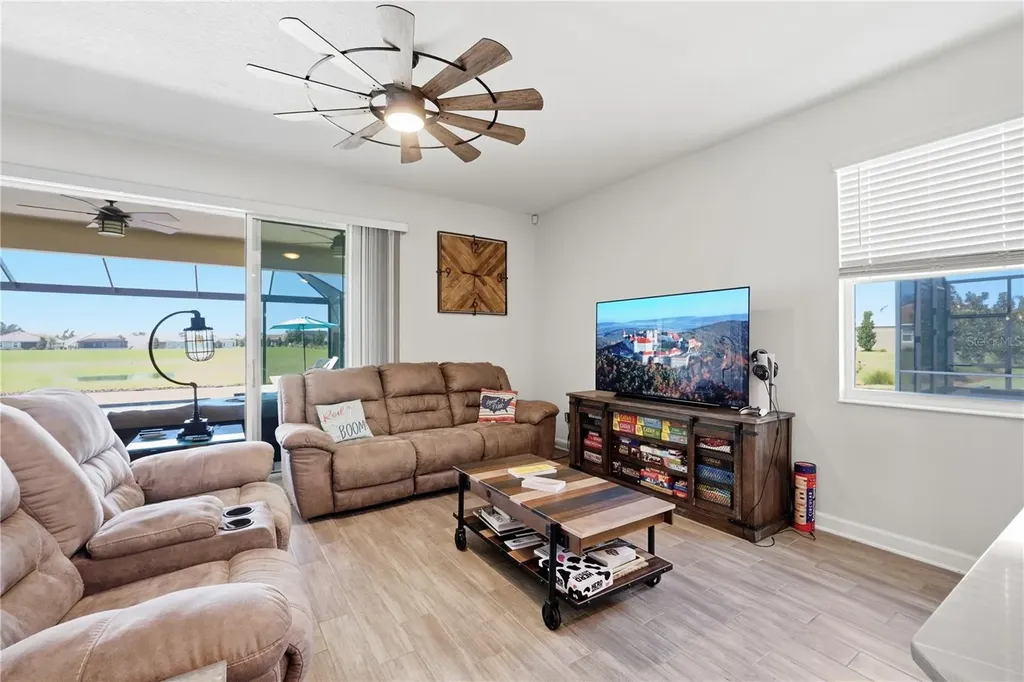 8954 Fluffy Lie Court Davenport FL 33896