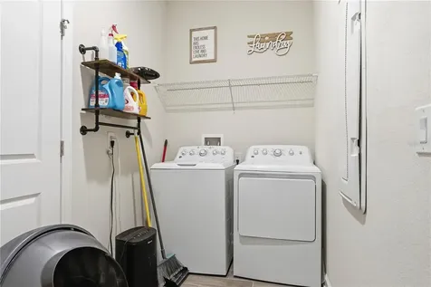 8954 Fluffy Lie Court Davenport FL 33896