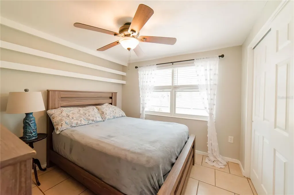 832 E 4th Street Englewood FL 34223
