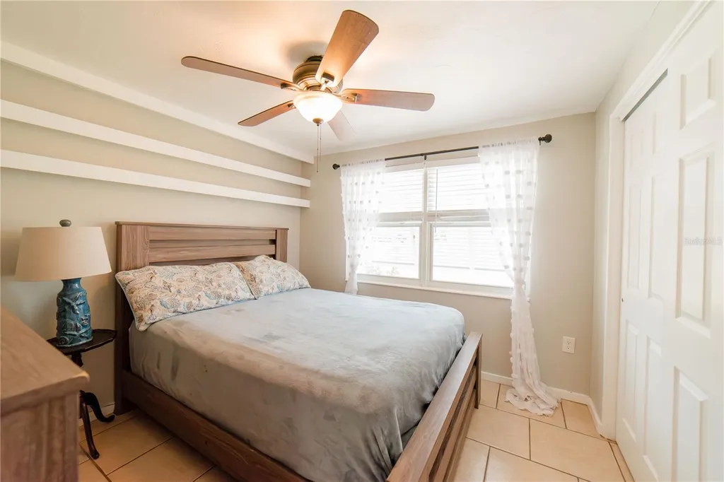 832 E 4th Street Englewood FL 34223