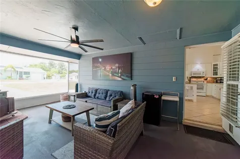 832 E 4th Street Englewood FL 34223