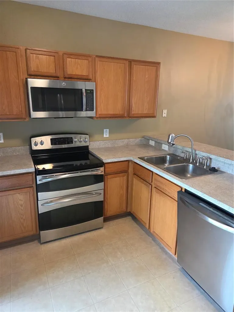 122 Wilton Circle Sanford FL 32773